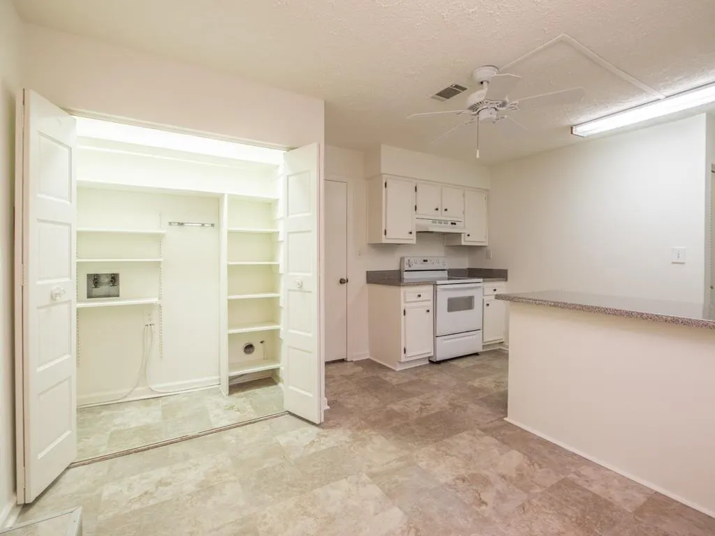 5550 Chemin De Vie Unit 5550, Sandy Springs, Georgia 30342, 3 Bedrooms Bedrooms, ,2 BathroomsBathrooms,Residential,Sold,5550 Chemin De Vie Unit 5550,5925564