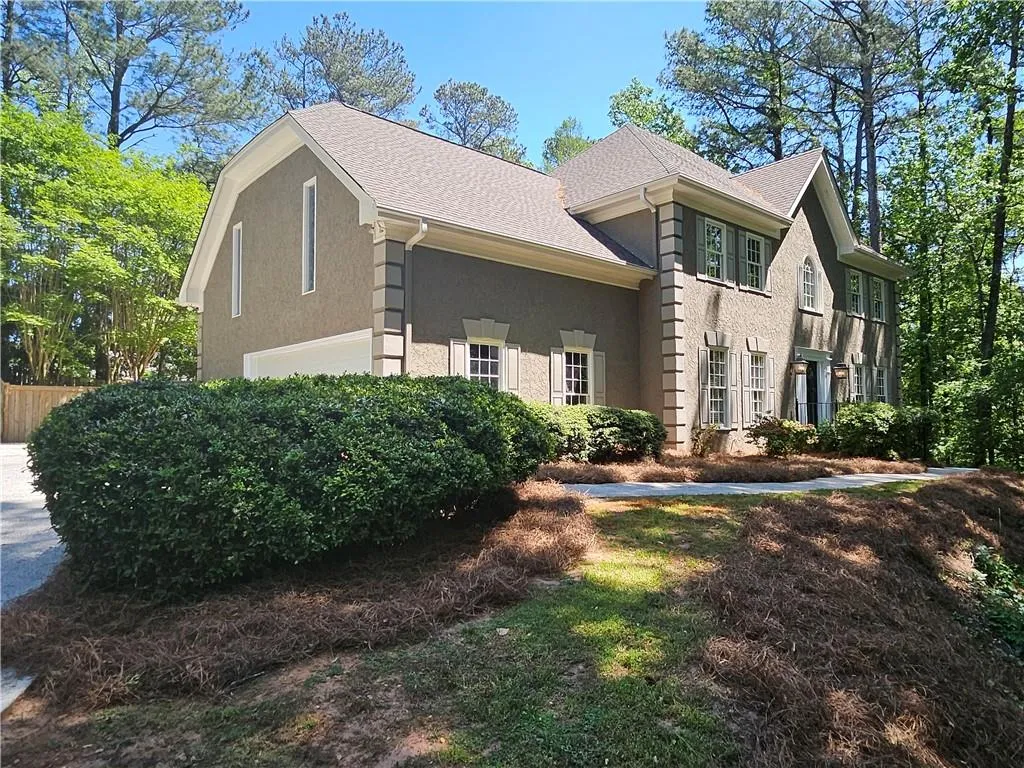 7635 Blandford Place, Atlanta, Georgia 30350, 5 Bedrooms Bedrooms, ,4 BathroomsBathrooms,Residential,For Sale,7635 Blandford Place,7710231