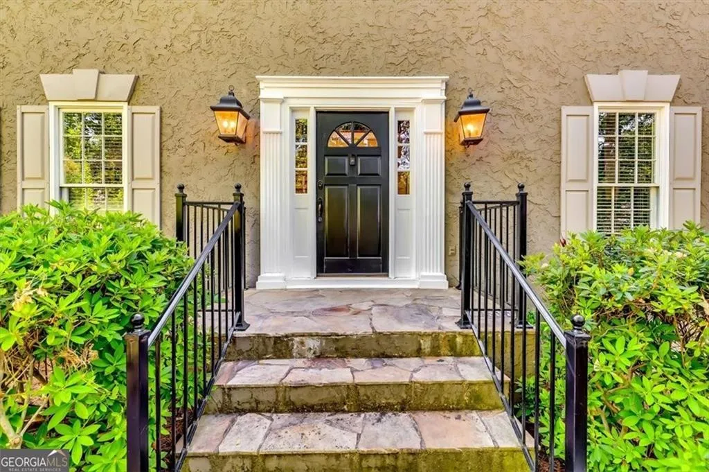 7635 Blandford Place, Atlanta, Georgia 30350, 5 Bedrooms Bedrooms, ,4 BathroomsBathrooms,Residential,For Sale,7635 Blandford Place,7710231