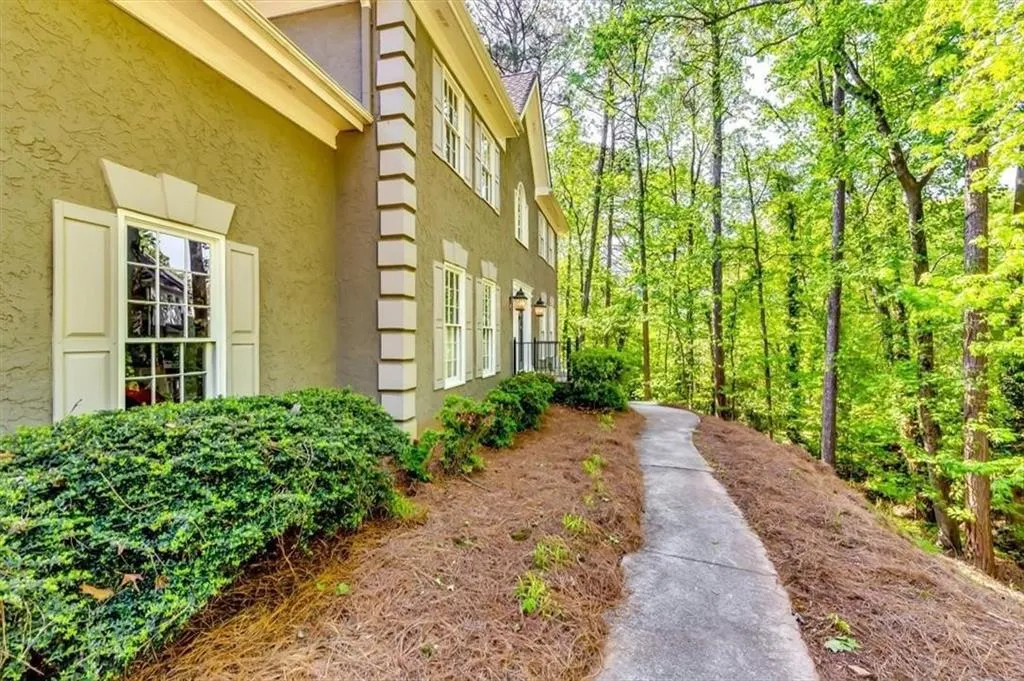 7635 Blandford Place, Atlanta, Georgia 30350, 5 Bedrooms Bedrooms, ,4 BathroomsBathrooms,Residential,For Sale,7635 Blandford Place,7710231