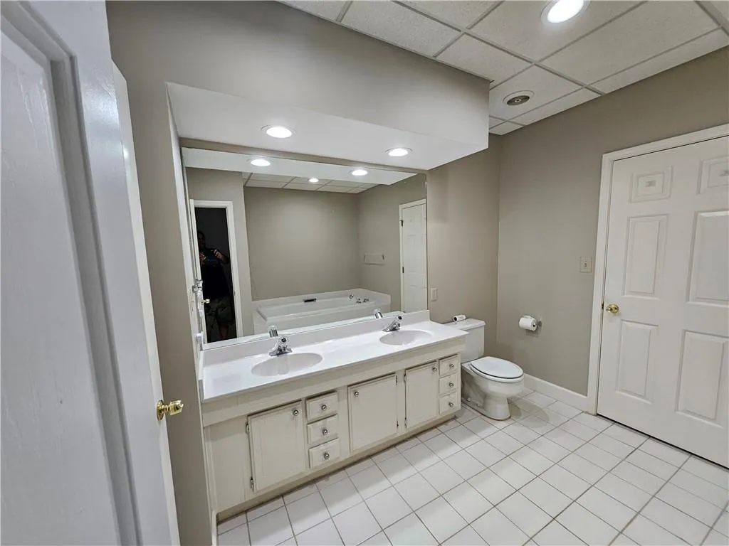 7635 Blandford Place, Atlanta, Georgia 30350, 5 Bedrooms Bedrooms, ,4 BathroomsBathrooms,Residential,For Sale,7635 Blandford Place,7710231
