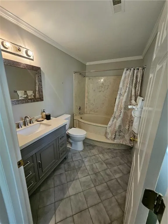 7635 Blandford Place, Atlanta, Georgia 30350, 5 Bedrooms Bedrooms, ,4 BathroomsBathrooms,Residential,For Sale,7635 Blandford Place,7710231
