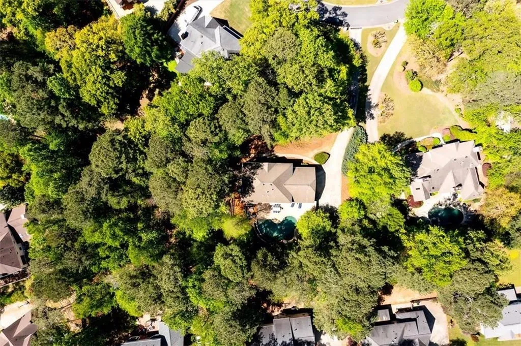 Aerial overview of property's location