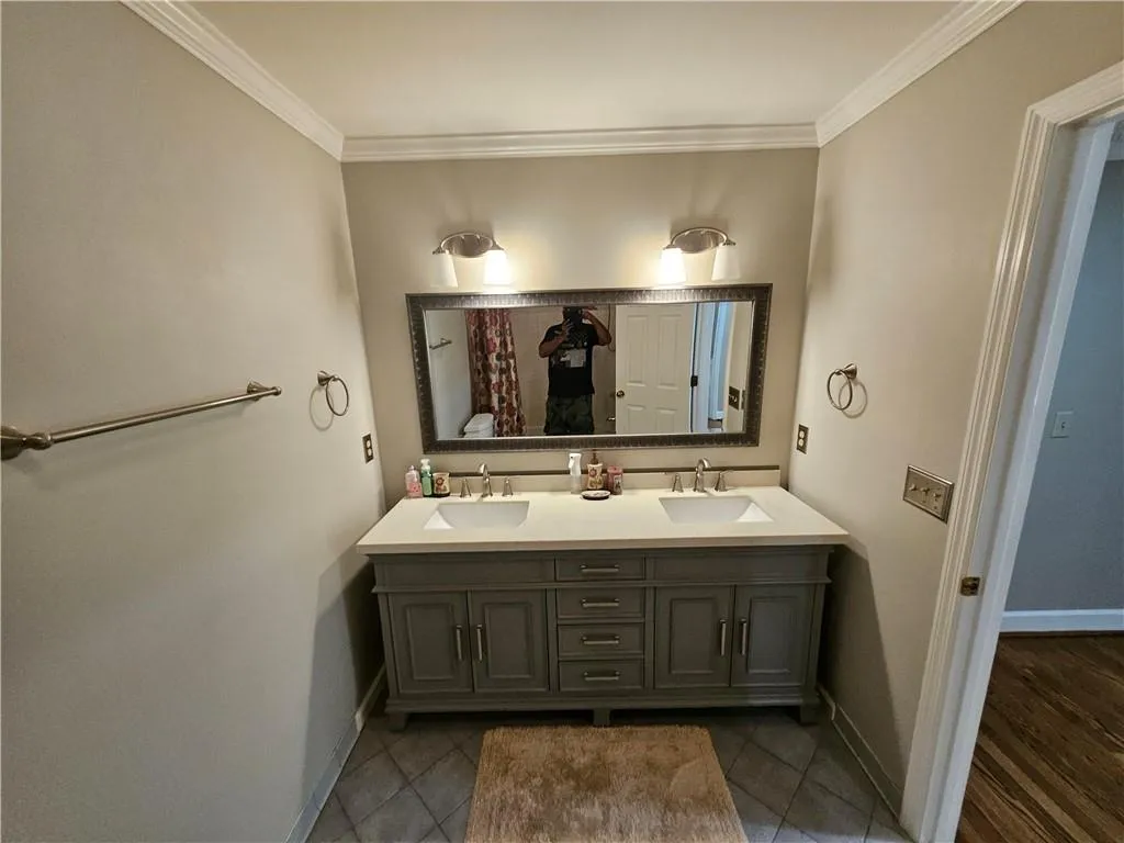 7635 Blandford Place, Atlanta, Georgia 30350, 5 Bedrooms Bedrooms, ,4 BathroomsBathrooms,Residential,For Sale,7635 Blandford Place,7710231