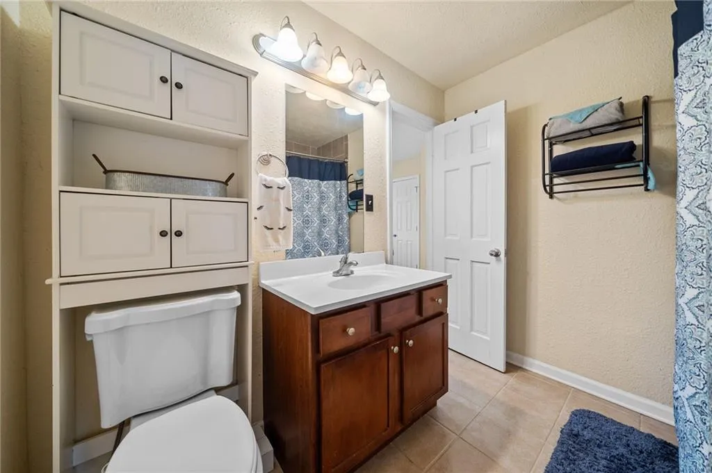 245 Winding River Drive Unit E, Atlanta, Georgia 30350, 2 Bedrooms Bedrooms, ,2 BathroomsBathrooms,Residential,Sold,245 Winding River Drive Unit E,7514097