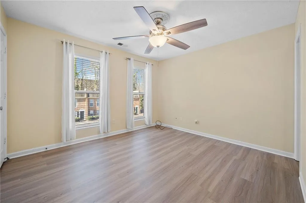 245 Winding River Drive Unit E, Atlanta, Georgia 30350, 2 Bedrooms Bedrooms, ,2 BathroomsBathrooms,Residential,Sold,245 Winding River Drive Unit E,7514097