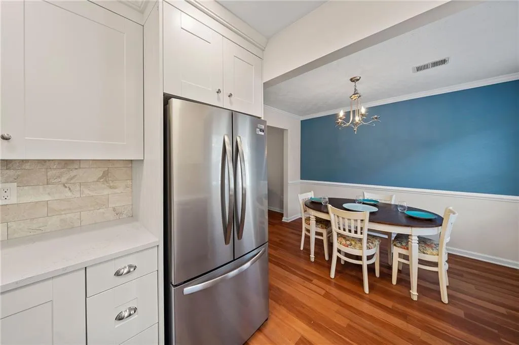 245 Winding River Drive Unit E, Atlanta, Georgia 30350, 2 Bedrooms Bedrooms, ,2 BathroomsBathrooms,Residential,Sold,245 Winding River Drive Unit E,7514097