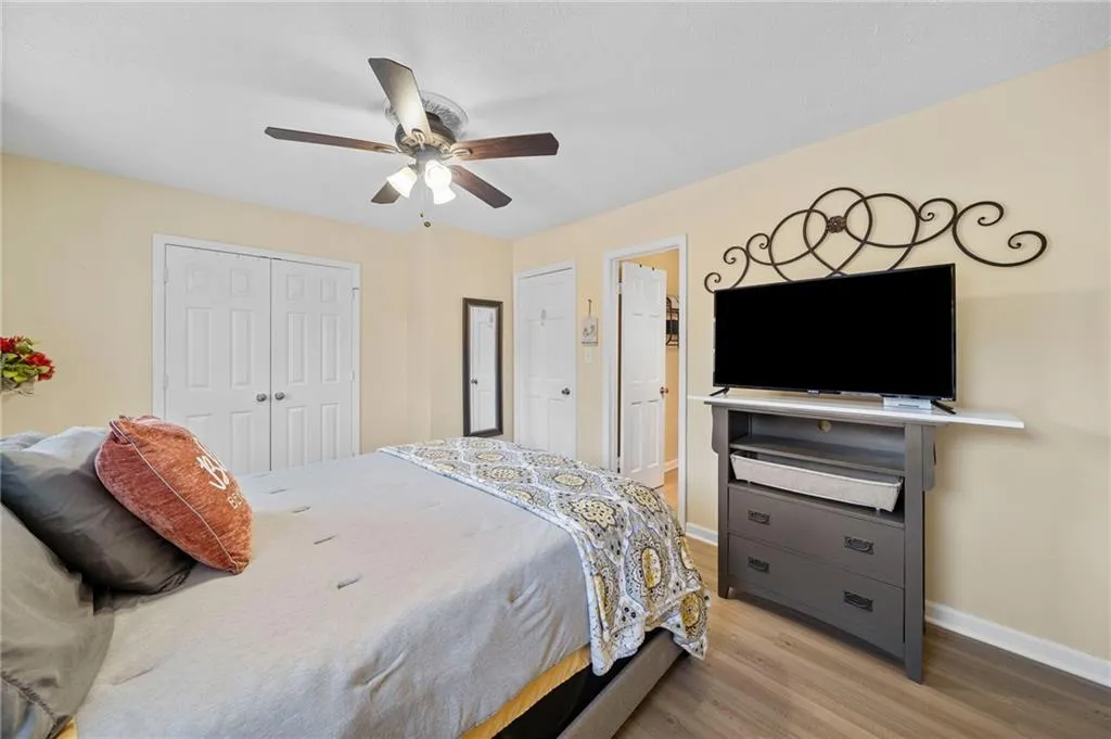 245 Winding River Drive Unit E, Atlanta, Georgia 30350, 2 Bedrooms Bedrooms, ,2 BathroomsBathrooms,Residential,Sold,245 Winding River Drive Unit E,7514097