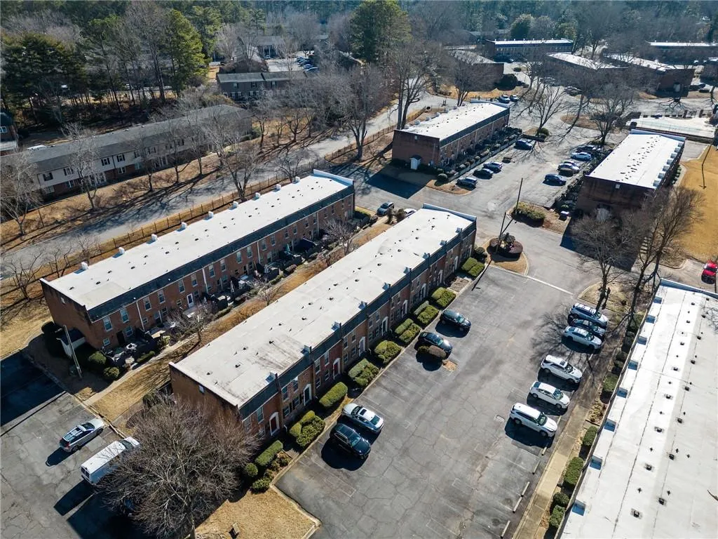 245 Winding River Drive Unit E, Atlanta, Georgia 30350, 2 Bedrooms Bedrooms, ,2 BathroomsBathrooms,Residential,Sold,245 Winding River Drive Unit E,7514097