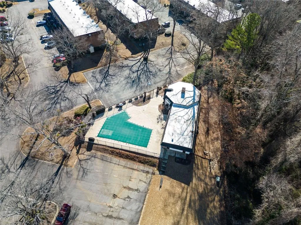 245 Winding River Drive Unit E, Atlanta, Georgia 30350, 2 Bedrooms Bedrooms, ,2 BathroomsBathrooms,Residential,Sold,245 Winding River Drive Unit E,7514097