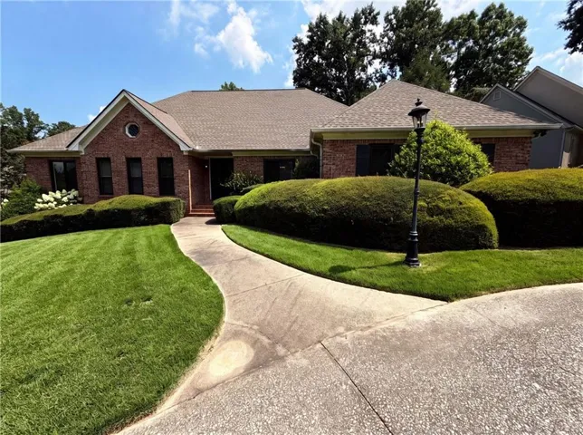 135 N Clublands Court, Johns Creek, Georgia 30022