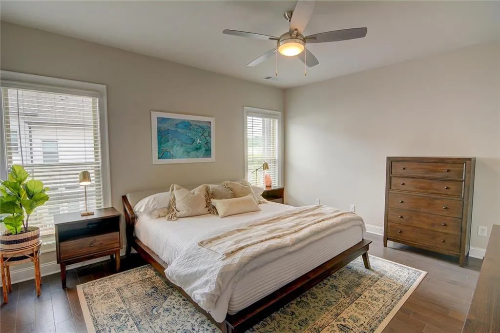 4205 Deming Circle, Atlanta, Georgia 30342, 2 Bedrooms Bedrooms, ,2 BathroomsBathrooms,Residential,Sold,4205 Deming Circle,7038598