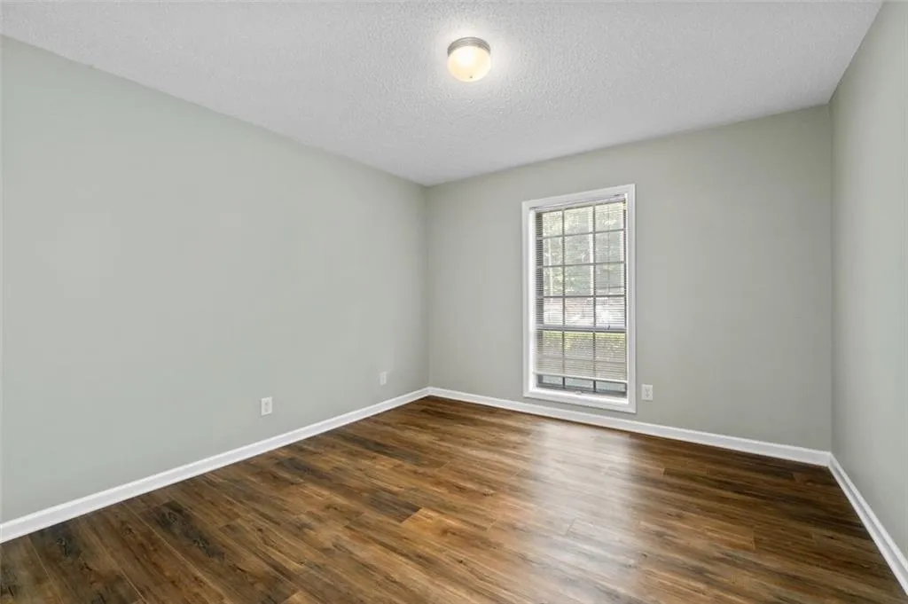 6851 Roswell Road Unit H18, Atlanta, Georgia 30328, 3 Bedrooms Bedrooms, ,2 BathroomsBathrooms,Residential,For Sale,6851 Roswell Road Unit H18,7760200