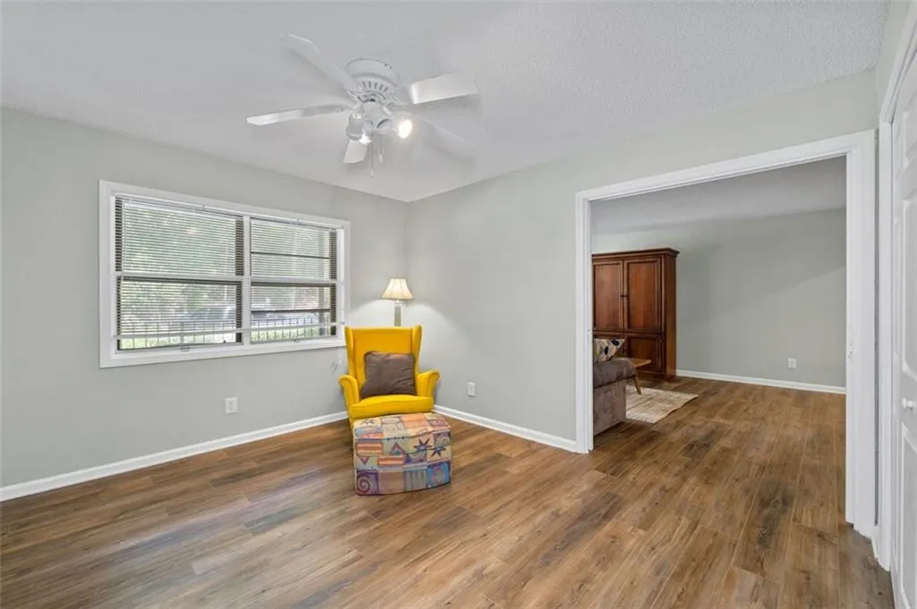 6851 Roswell Road Unit H18, Atlanta, Georgia 30328, 3 Bedrooms Bedrooms, ,2 BathroomsBathrooms,Residential,For Sale,6851 Roswell Road Unit H18,7760200