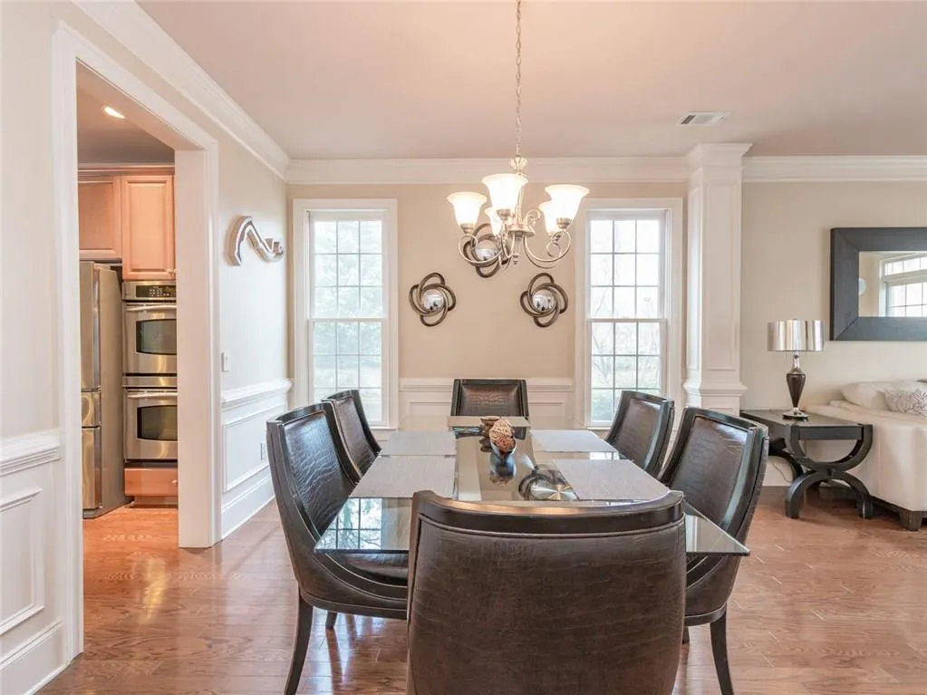 179 Mystic Court, Atlanta, Georgia 30342, 4 Bedrooms Bedrooms, ,3 BathroomsBathrooms,Residential,Sold,179 Mystic Court,5800054