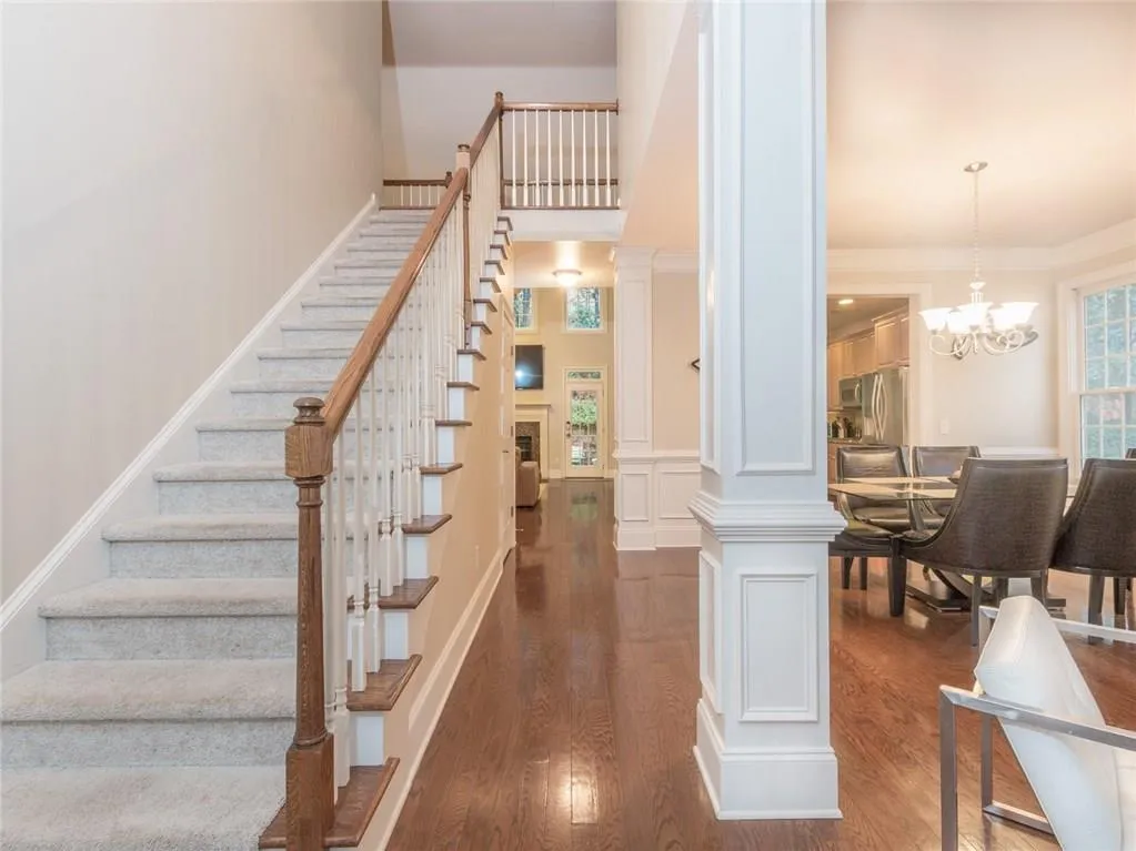 179 Mystic Court, Atlanta, Georgia 30342, 4 Bedrooms Bedrooms, ,3 BathroomsBathrooms,Residential,Sold,179 Mystic Court,5800054