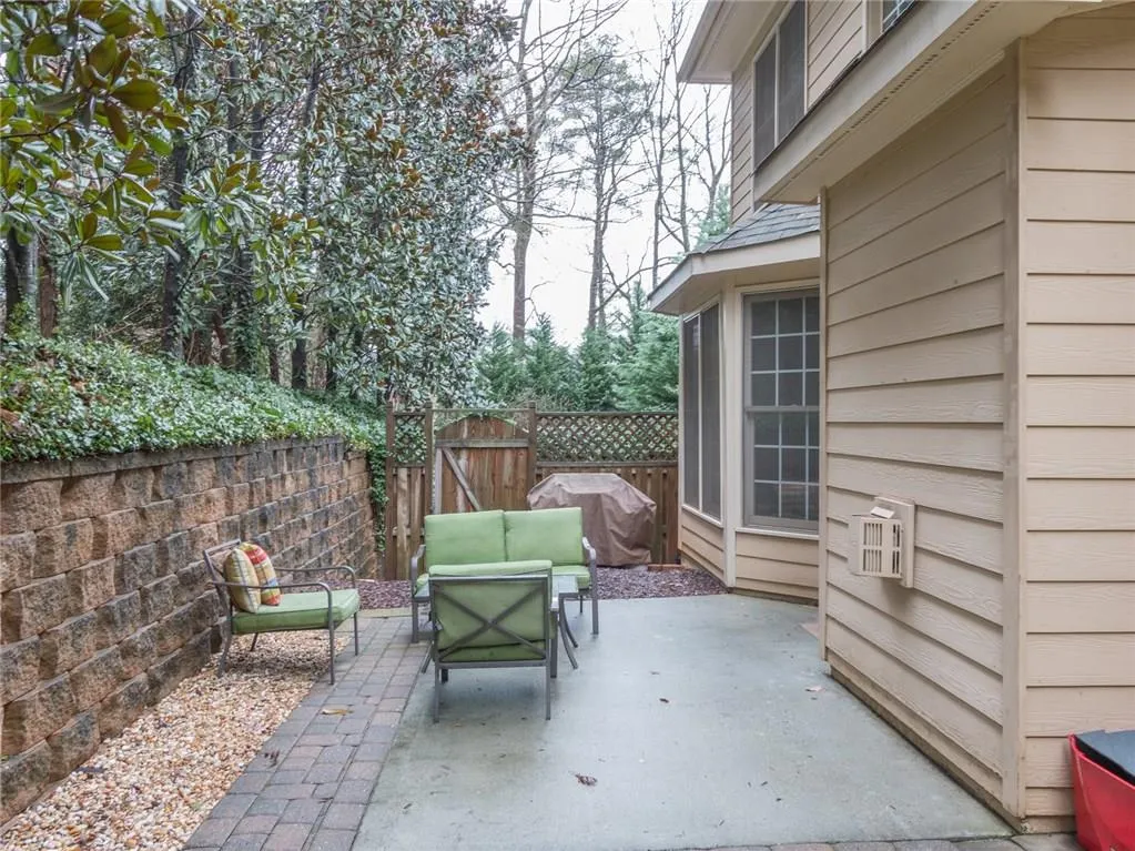 179 Mystic Court, Atlanta, Georgia 30342, 4 Bedrooms Bedrooms, ,3 BathroomsBathrooms,Residential,Sold,179 Mystic Court,5800054