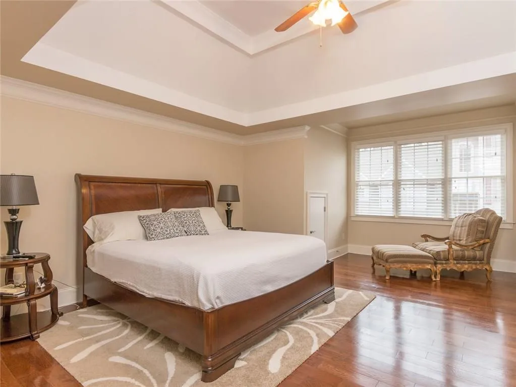 179 Mystic Court, Atlanta, Georgia 30342, 4 Bedrooms Bedrooms, ,3 BathroomsBathrooms,Residential,Sold,179 Mystic Court,5800054