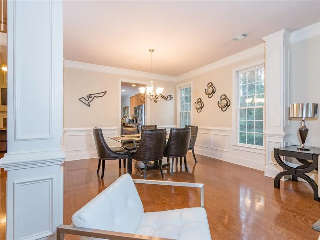 179 Mystic Court, Atlanta, Georgia 30342, 4 Bedrooms Bedrooms, ,3 BathroomsBathrooms,Residential,Sold,179 Mystic Court,5800054