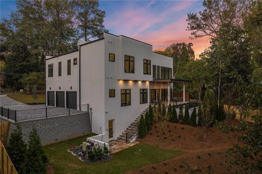 19 Spruell Springs Road Ne, Atlanta, Georgia 30342, 6 Bedrooms Bedrooms, ,6 BathroomsBathrooms,Residential,For Sale,19 Spruell Springs Road Ne,7646055