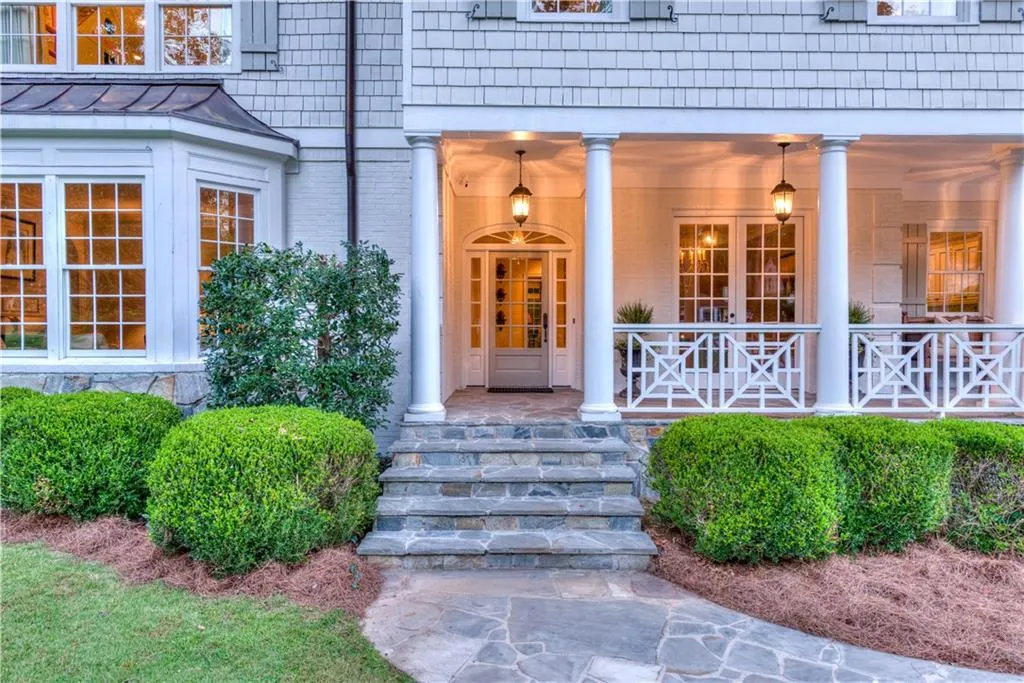 3176 E Wood Valley Road Nw, Atlanta, Georgia 30327, 6 Bedrooms Bedrooms, ,5 BathroomsBathrooms,Residential,Sold,3176 E Wood Valley Road Nw,5937265
