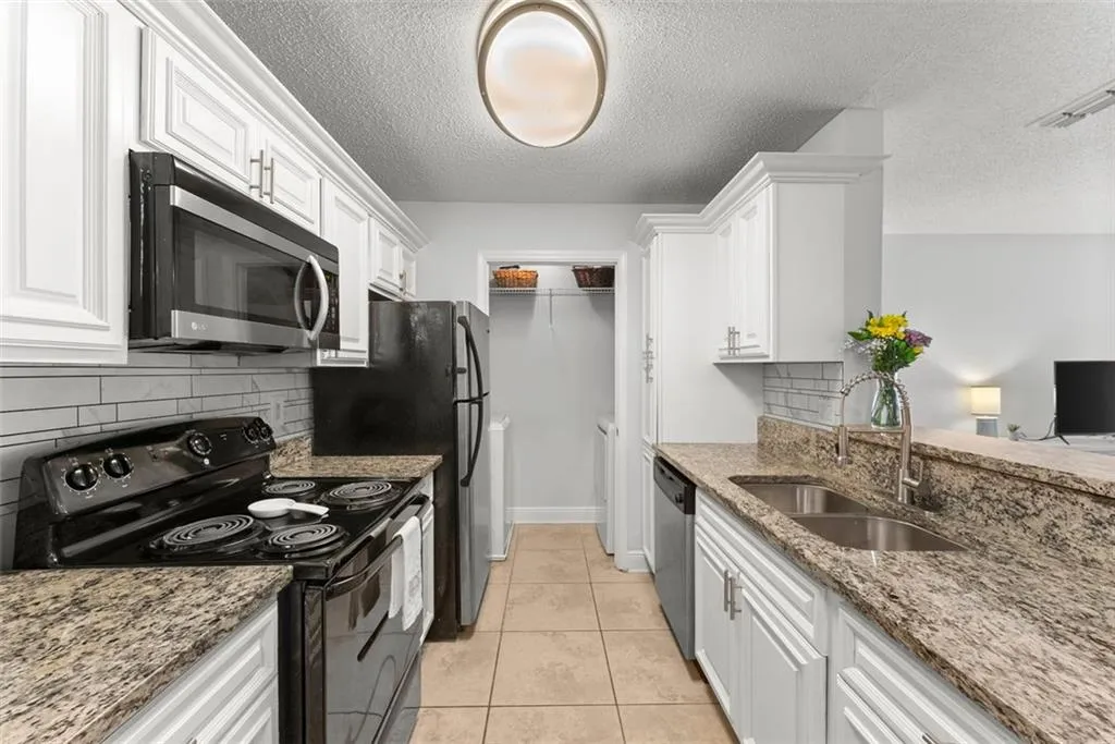 7203 Santa Fe Parkway, Atlanta, Georgia 30350, 2 Bedrooms Bedrooms, ,2 BathroomsBathrooms,Residential,Sold,7203 Santa Fe Parkway,7424688