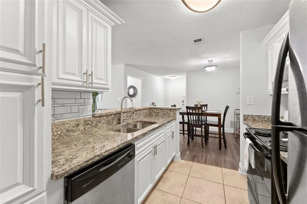 7203 Santa Fe Parkway, Atlanta, Georgia 30350, 2 Bedrooms Bedrooms, ,2 BathroomsBathrooms,Residential,Sold,7203 Santa Fe Parkway,7424688