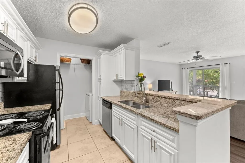 7203 Santa Fe Parkway, Atlanta, Georgia 30350, 2 Bedrooms Bedrooms, ,2 BathroomsBathrooms,Residential,Sold,7203 Santa Fe Parkway,7424688