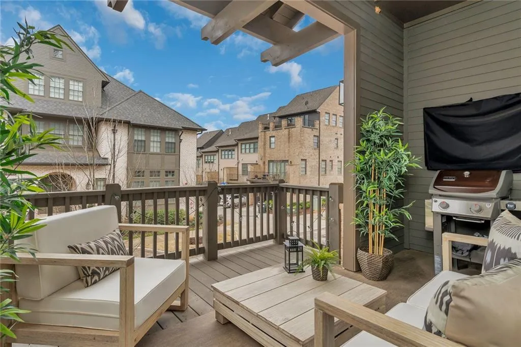 6731 Cadence Boulevard, Sandy Springs, Georgia 30328, 3 Bedrooms Bedrooms, ,3 BathroomsBathrooms,Residential,Sold,6731 Cadence Boulevard,7037555