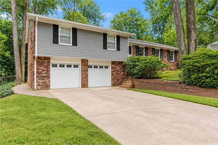 2940 Stonegate Trail, Atlanta, Georgia 30340