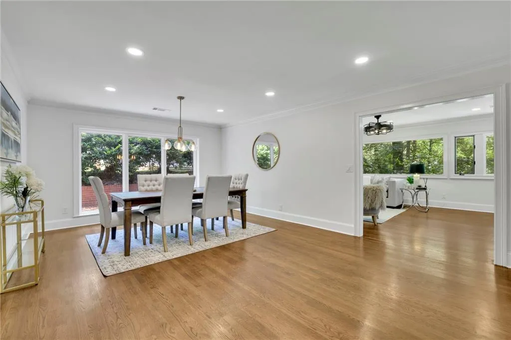 Formal Dining
