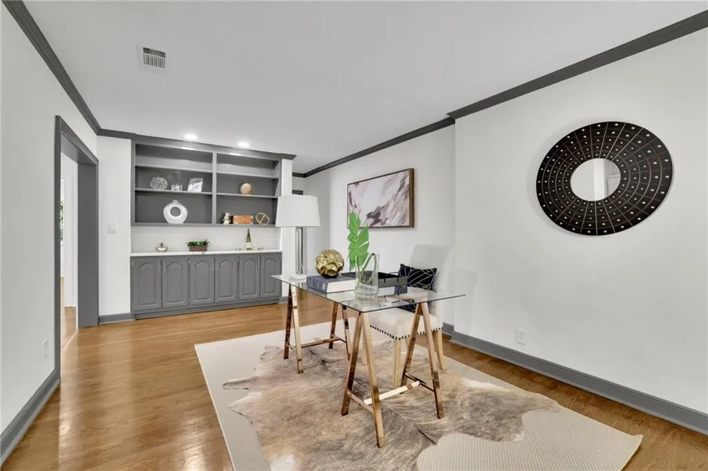 2858 Mornington Drive Nw, Atlanta, Georgia 30327, 4 Bedrooms Bedrooms, ,3 BathroomsBathrooms,Residential,For Sale,2858 Mornington Drive Nw,7616218