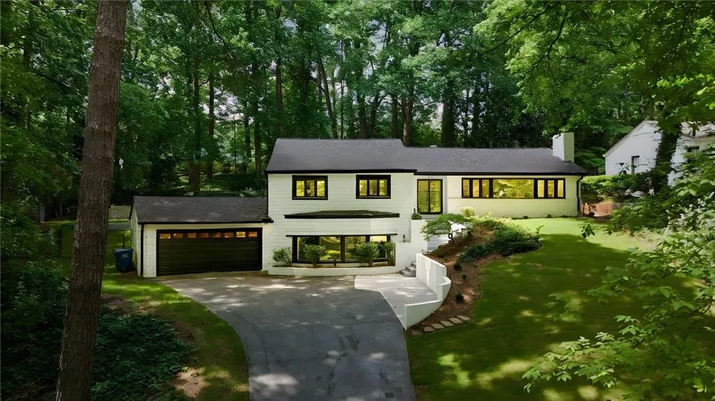 2858 Mornington Drive Nw, Atlanta, Georgia 30327, 4 Bedrooms Bedrooms, ,3 BathroomsBathrooms,Residential,For Sale,2858 Mornington Drive Nw,7616218