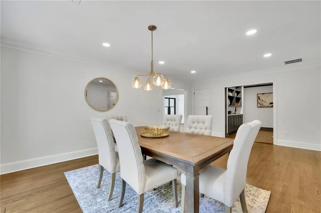 Formal Dining