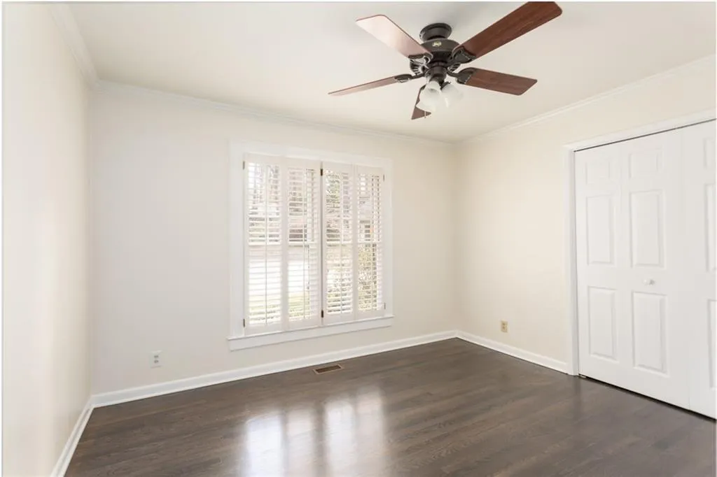 4990 Riverview Road, Sandy Springs, Georgia 30327, 4 Bedrooms Bedrooms, ,4 BathroomsBathrooms,Residential,Sold,4990 Riverview Road,6522219