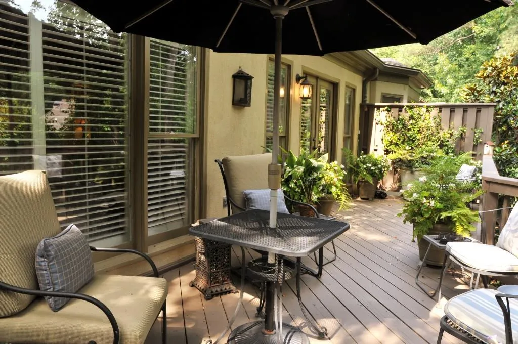 460 Greenlaurel Drive, Sandy Springs, Georgia 30342, 2 Bedrooms Bedrooms, ,2 BathroomsBathrooms,Residential,Sold,460 Greenlaurel Drive,5707910