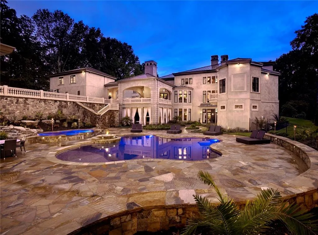 6215 Riverside Drive, Atlanta, Georgia 30328, 8 Bedrooms Bedrooms, ,7 BathroomsBathrooms,Residential,Sold,6215 Riverside Drive,6107778