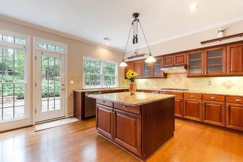 390 Eastcote Drive, Atlanta, Georgia 30350, 4 Bedrooms Bedrooms, ,2 BathroomsBathrooms,Residential,Sold,390 Eastcote Drive,6075961
