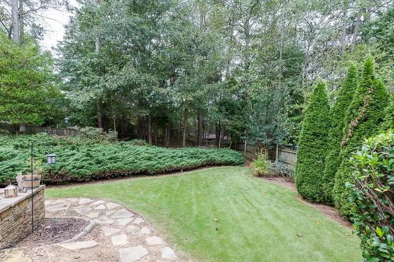 390 Eastcote Drive, Atlanta, Georgia 30350, 4 Bedrooms Bedrooms, ,2 BathroomsBathrooms,Residential,Sold,390 Eastcote Drive,6075961