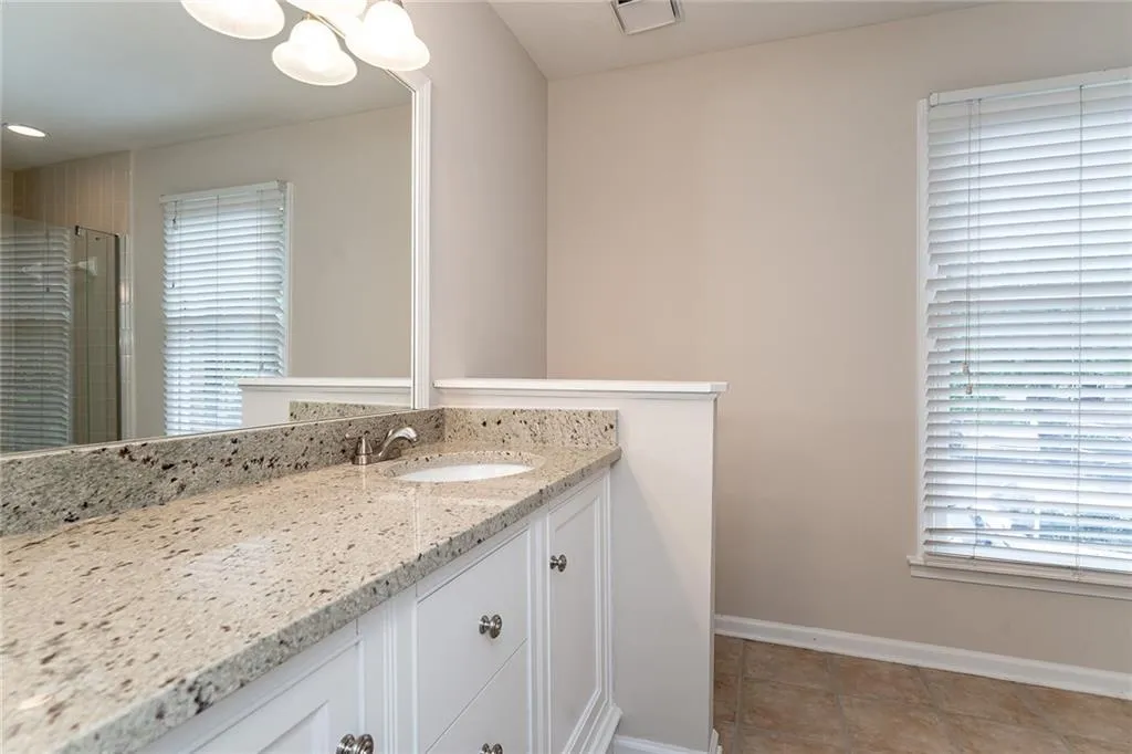 908 Garden Court, Atlanta, Georgia 30328, 2 Bedrooms Bedrooms, ,2 BathroomsBathrooms,Residential,Sold,908 Garden Court,6631921