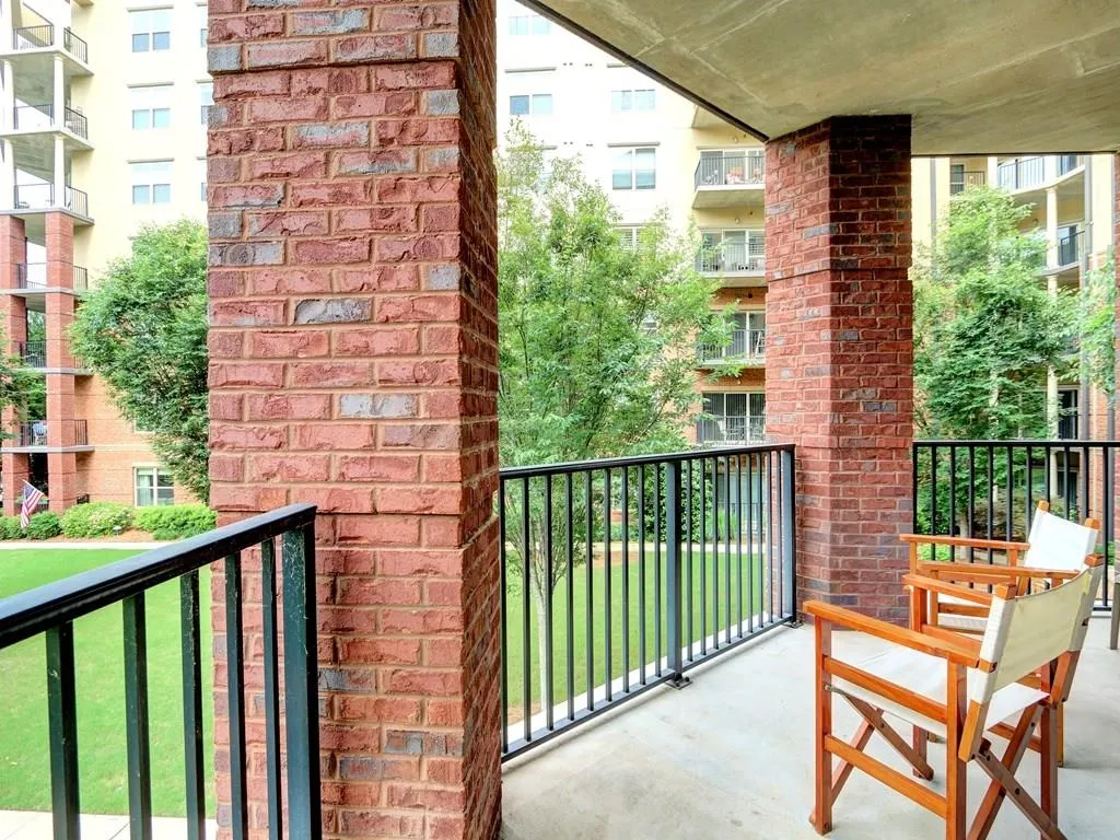 200 River Vista Drive Unit 219, Atlanta, Georgia 30339, 2 Bedrooms Bedrooms, ,2 BathroomsBathrooms,Residential,Sold,200 River Vista Drive Unit 219,5859373