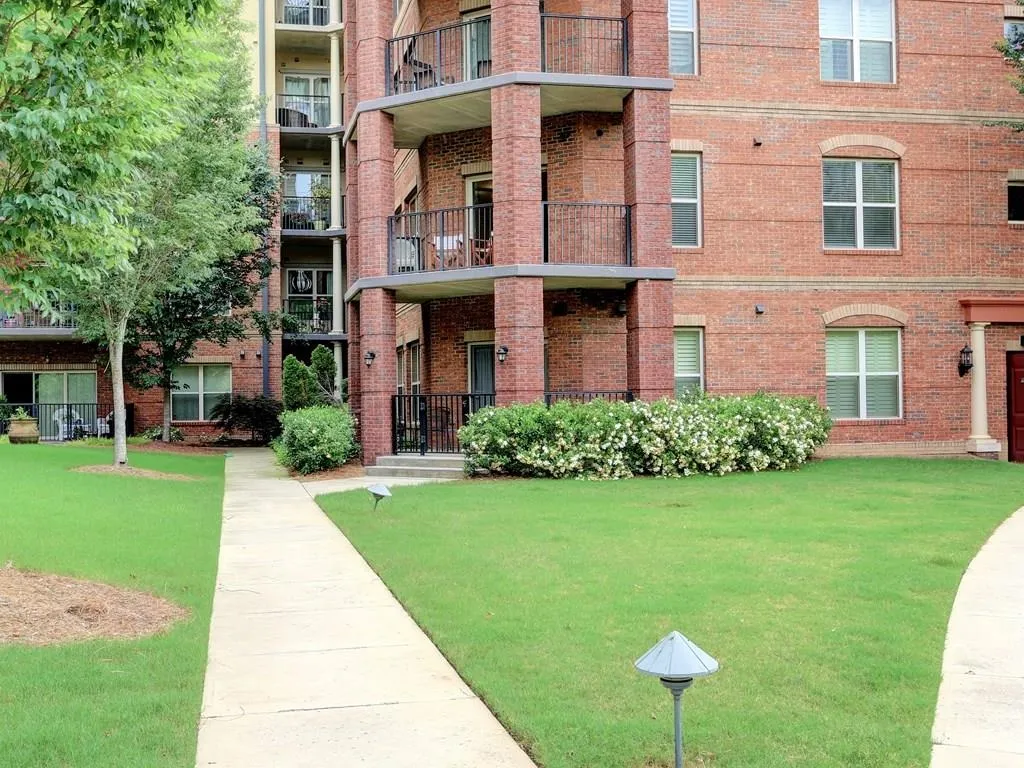 200 River Vista Drive Unit 219, Atlanta, Georgia 30339, 2 Bedrooms Bedrooms, ,2 BathroomsBathrooms,Residential,Sold,200 River Vista Drive Unit 219,5859373