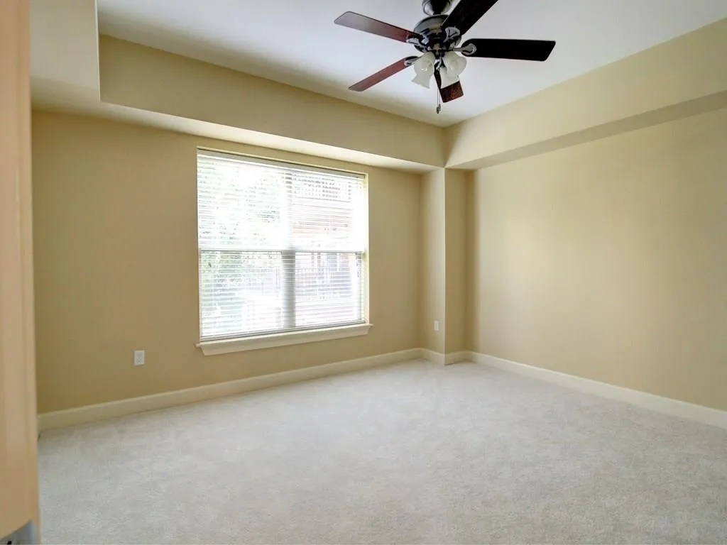 200 River Vista Drive Unit 219, Atlanta, Georgia 30339, 2 Bedrooms Bedrooms, ,2 BathroomsBathrooms,Residential,Sold,200 River Vista Drive Unit 219,5859373