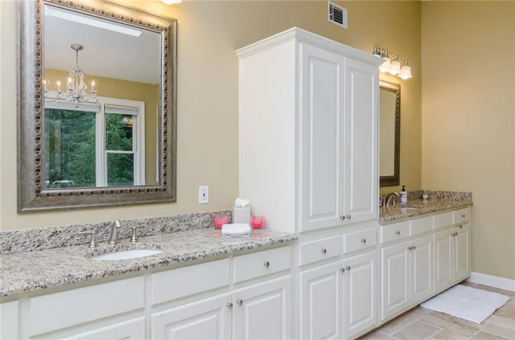 6895 Brandon Mill Road Nw, Sandy Springs, Georgia 30328, 5 Bedrooms Bedrooms, ,4 BathroomsBathrooms,Residential,Sold,6895 Brandon Mill Road Nw,5903888