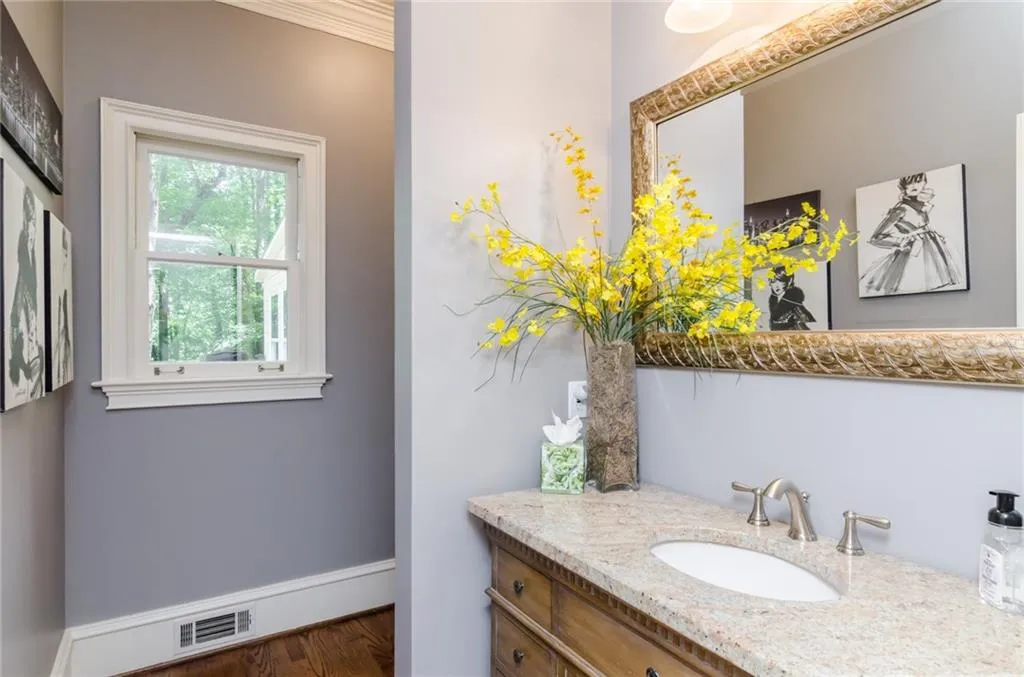 6895 Brandon Mill Road Nw, Sandy Springs, Georgia 30328, 5 Bedrooms Bedrooms, ,4 BathroomsBathrooms,Residential,Sold,6895 Brandon Mill Road Nw,5903888