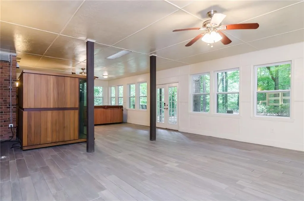 6895 Brandon Mill Road Nw, Sandy Springs, Georgia 30328, 5 Bedrooms Bedrooms, ,4 BathroomsBathrooms,Residential,Sold,6895 Brandon Mill Road Nw,5903888