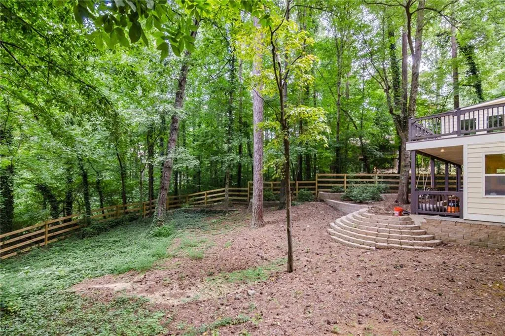 6895 Brandon Mill Road Nw, Sandy Springs, Georgia 30328, 5 Bedrooms Bedrooms, ,4 BathroomsBathrooms,Residential,Sold,6895 Brandon Mill Road Nw,5903888