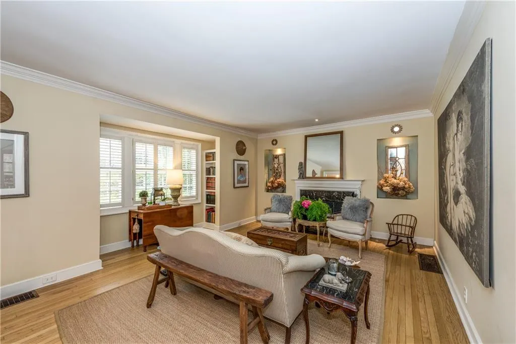 3824 Vermont Road, Atlanta, Georgia 30319, 4 Bedrooms Bedrooms, ,3 BathroomsBathrooms,Residential,Sold,3824 Vermont Road,5808850