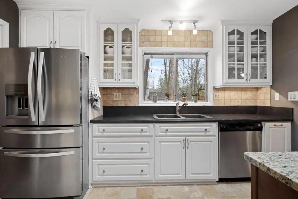 335 Westerhall Court, Atlanta, Georgia 30328, 4 Bedrooms Bedrooms, ,3 BathroomsBathrooms,Residential,Sold,335 Westerhall Court,6673814