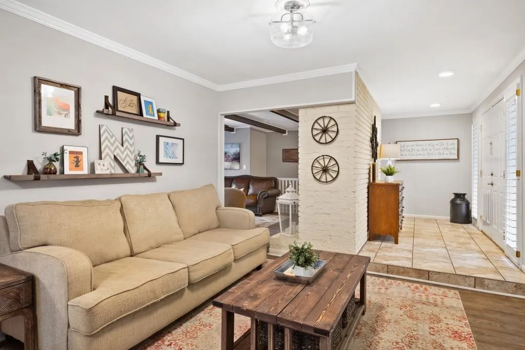 335 Westerhall Court, Atlanta, Georgia 30328, 4 Bedrooms Bedrooms, ,3 BathroomsBathrooms,Residential,Sold,335 Westerhall Court,6673814